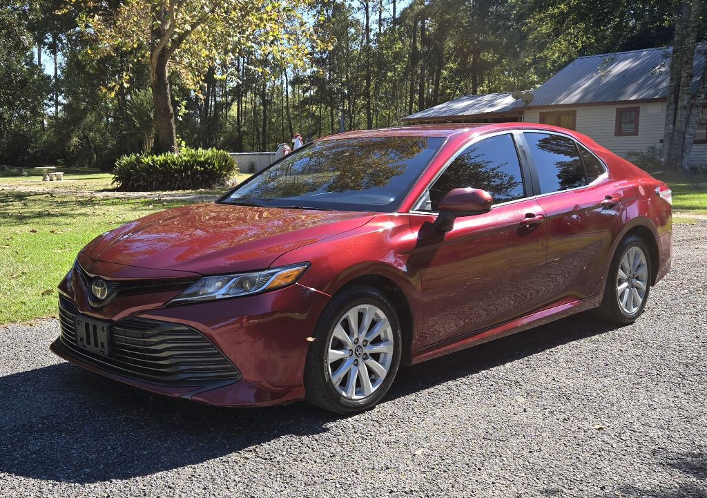 2018 Toyota Camry Image 2