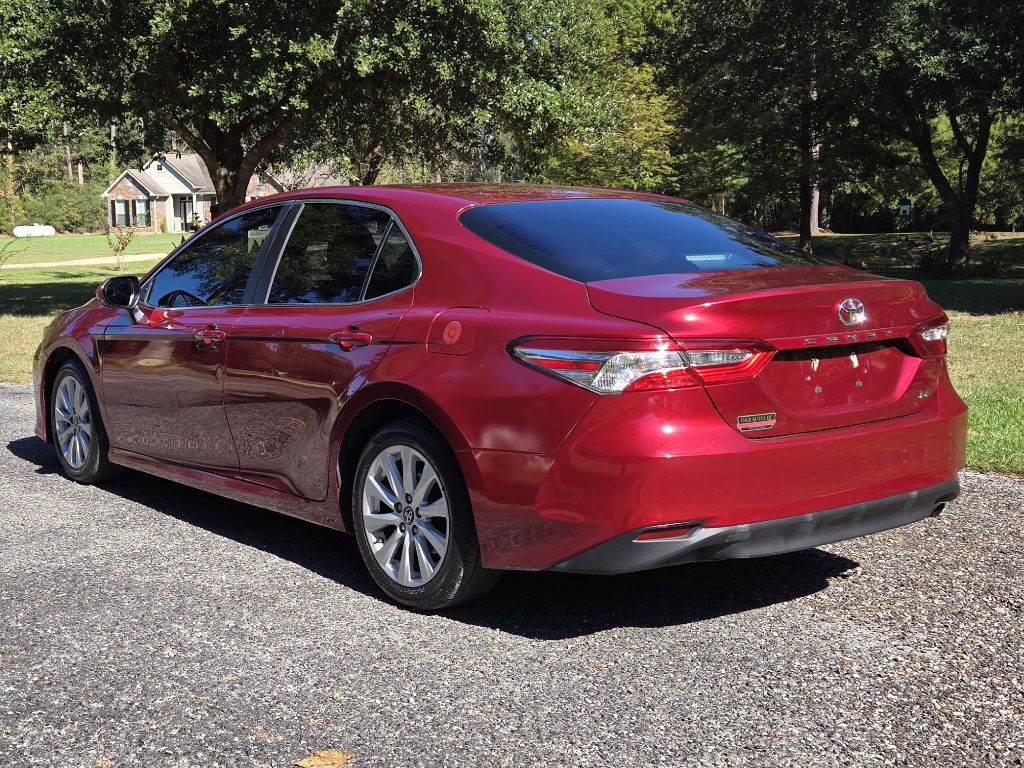 2018 Toyota Camry Image 7