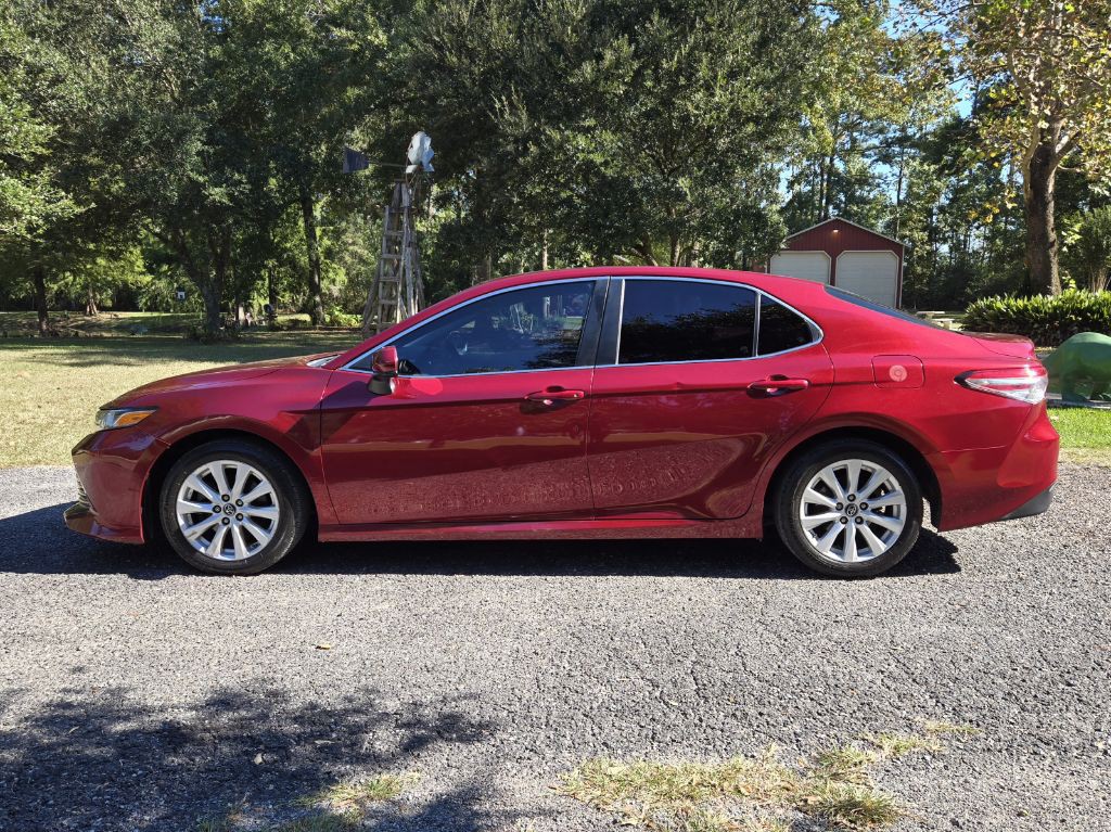 2018 Toyota Camry Image 8