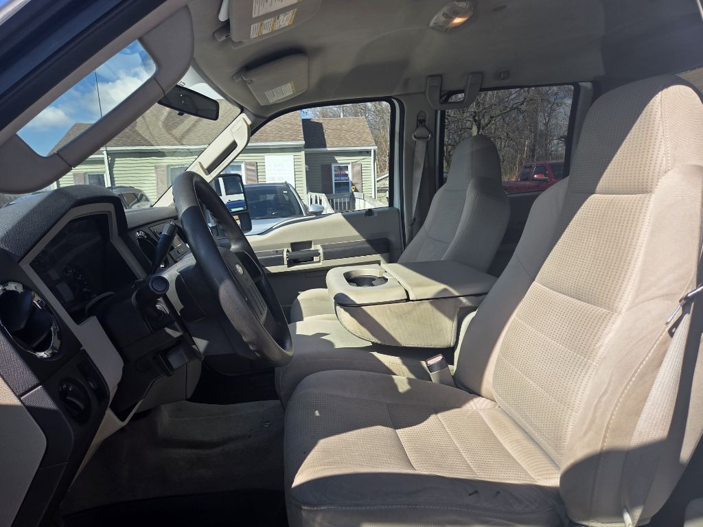 2008 Ford F-250 Image 11