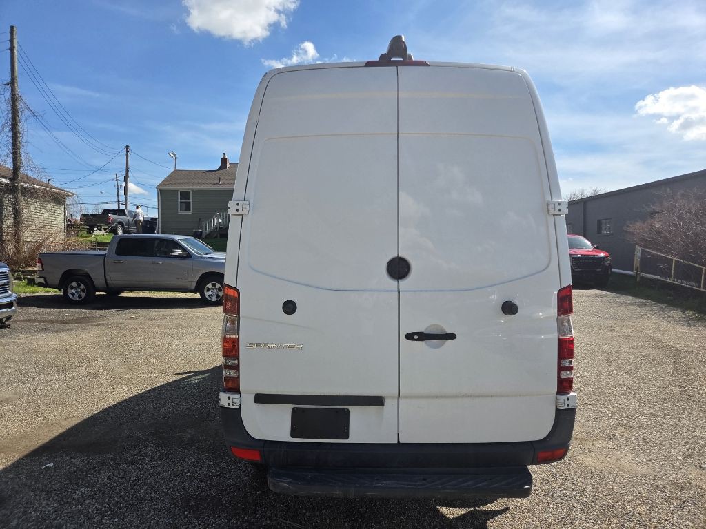 2017 Mercedes-Benz Sprinter Image 5