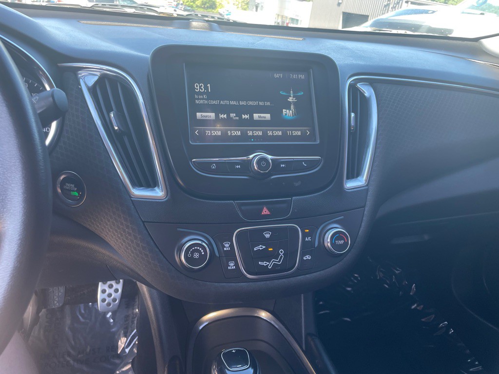 2016 Chevrolet Malibu Image 24