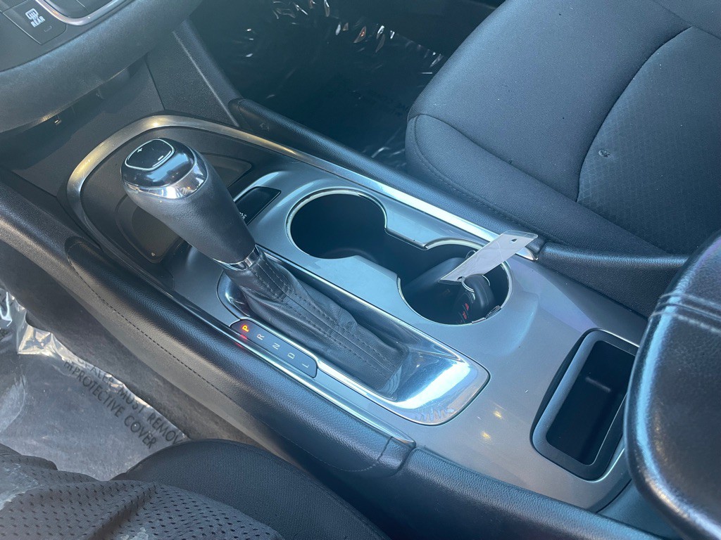 2016 Chevrolet Malibu Image 25