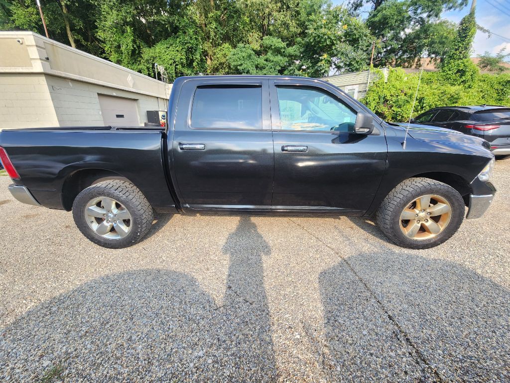 2016 RAM 1500 Image 3