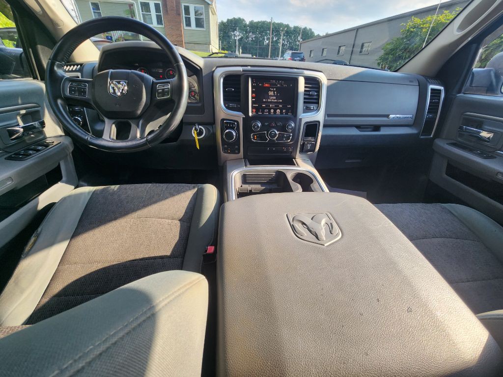 2016 RAM 1500 Image 10