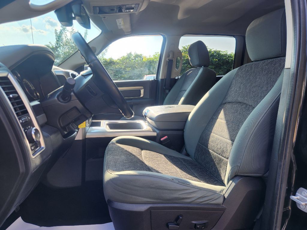 2016 RAM 1500 Image 11