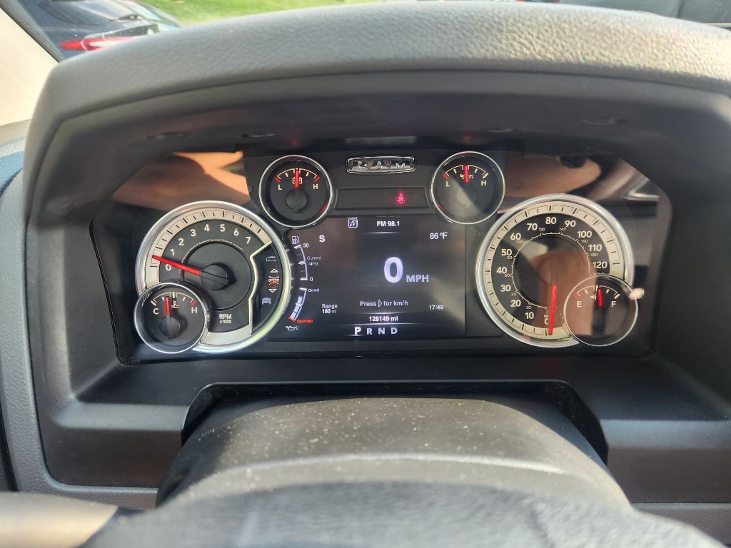 2016 RAM 1500 Image 12