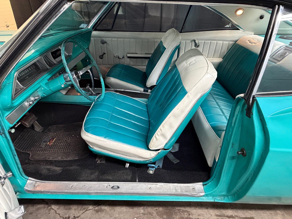 1966 Chevrolet Impala Image 21