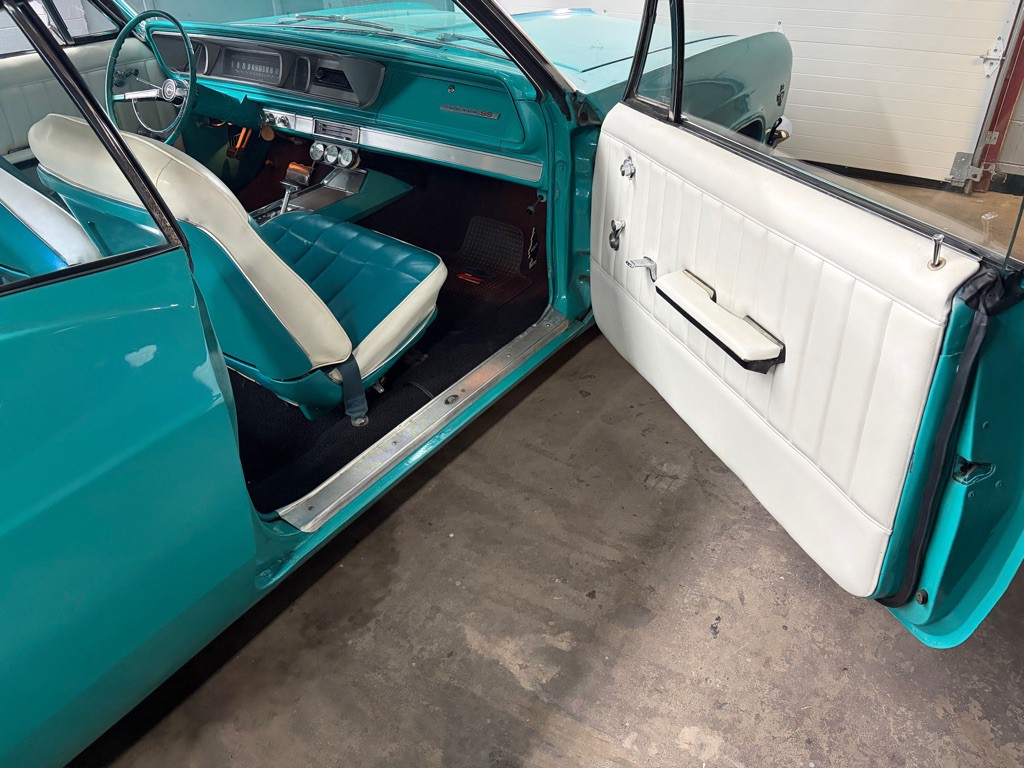 1966 Chevrolet Impala Image 30
