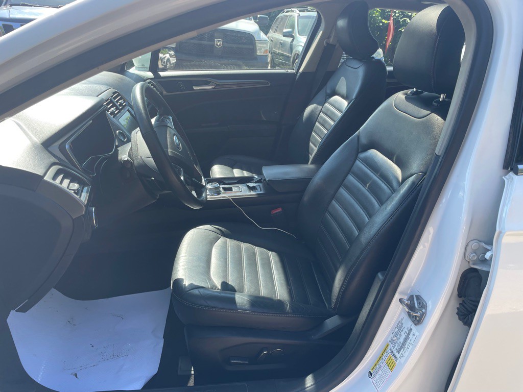 2018 Ford Fusion Image 12