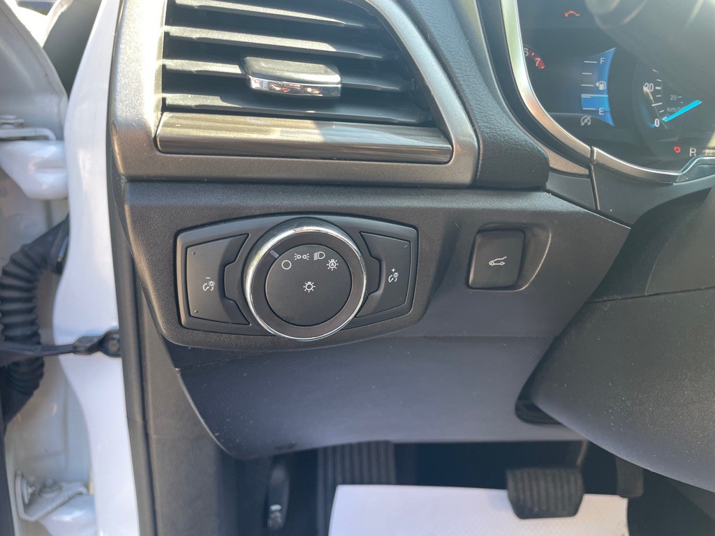 2018 Ford Fusion Image 21
