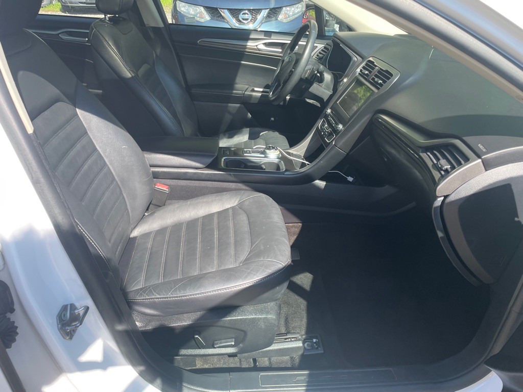 2018 Ford Fusion Image 27