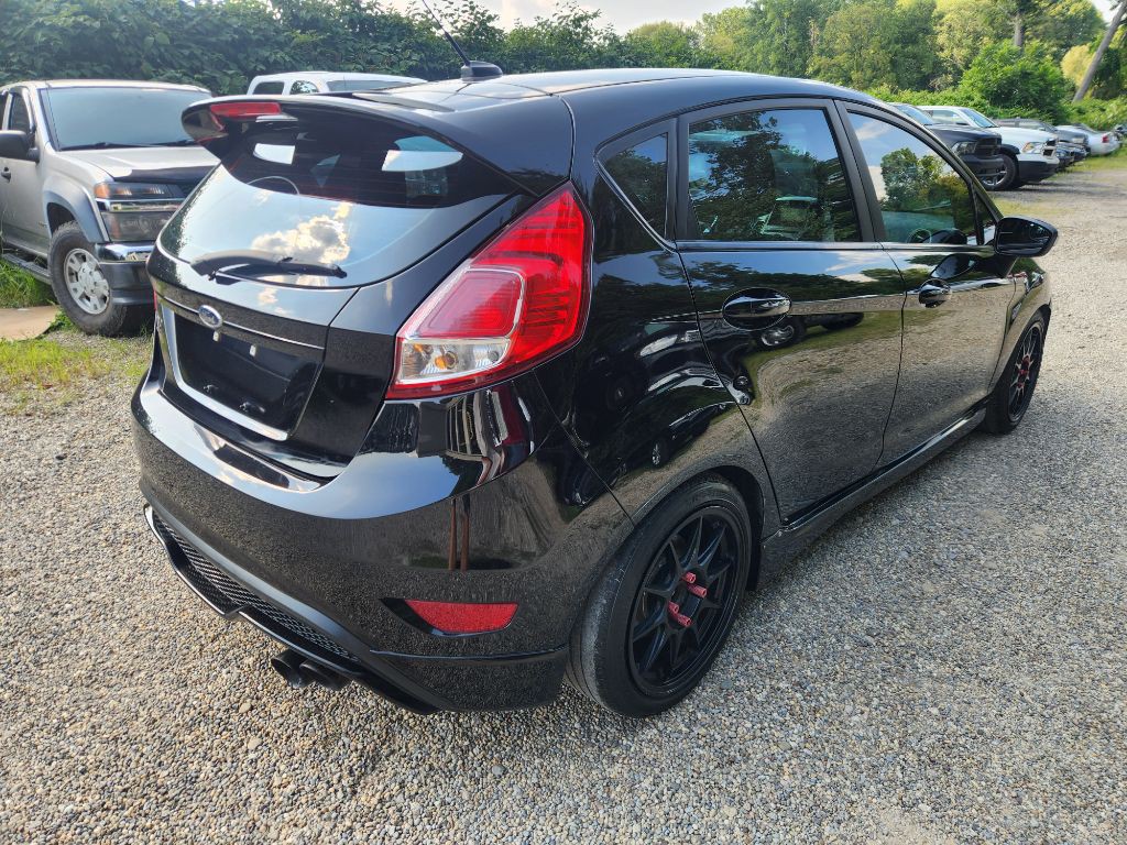 2017 Ford Fiesta Image 5