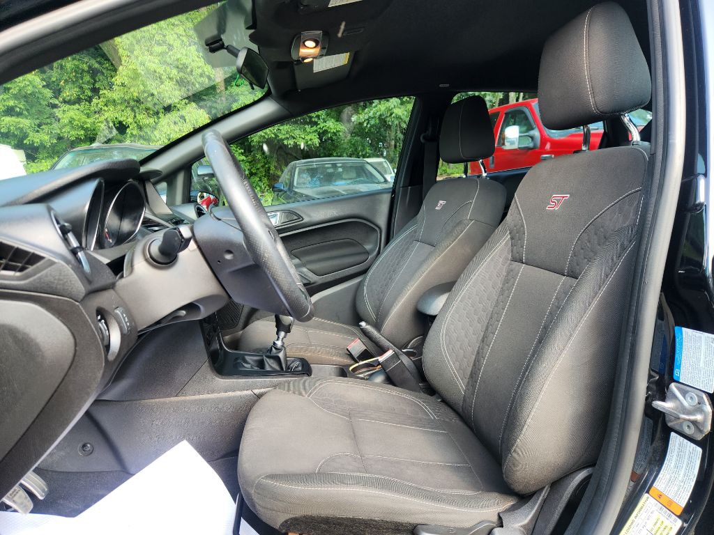 2017 Ford Fiesta Image 31