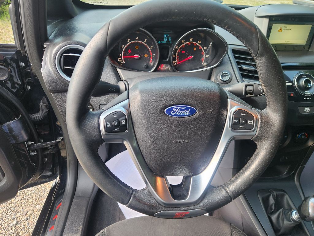 2017 Ford Fiesta Image 52