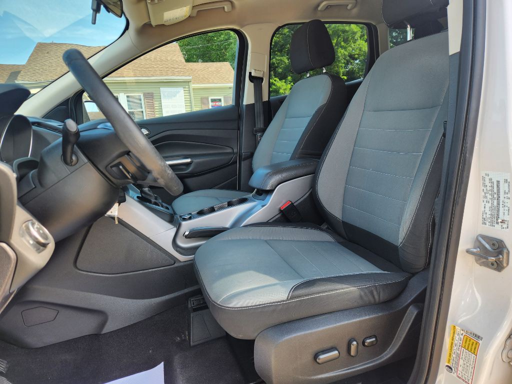 2016 Ford Escape Image 10