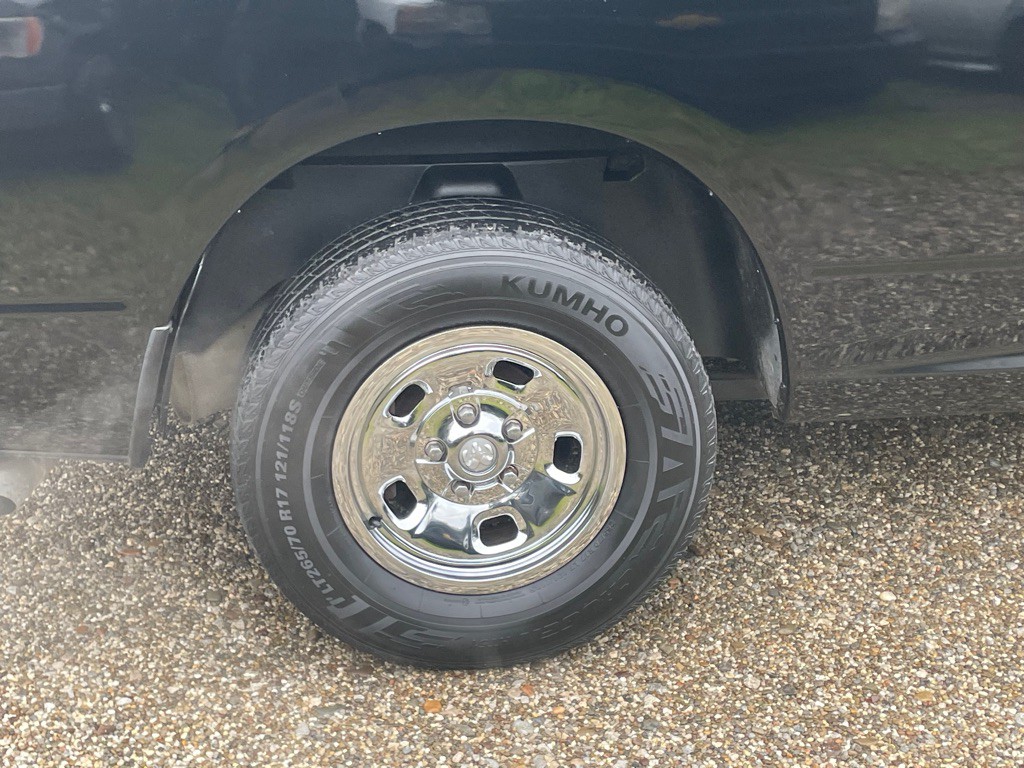2017 RAM 1500 Image 12