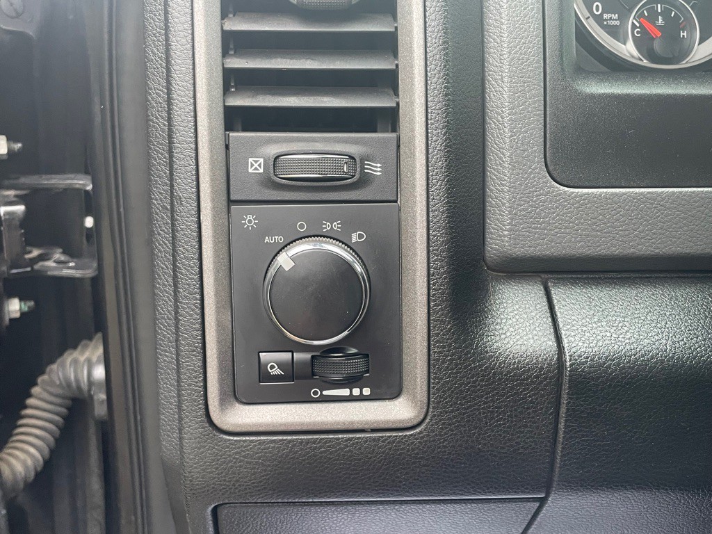 2017 RAM 1500 Image 25