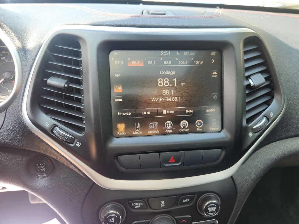 2014 Jeep Cherokee Image 12
