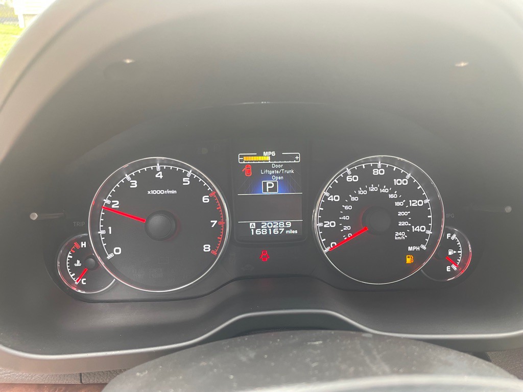 2013 Subaru Legacy Image 17