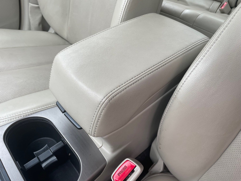 2013 Subaru Legacy Image 21