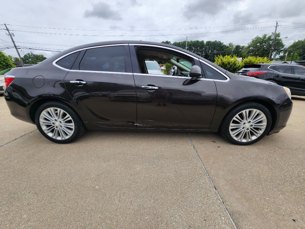 2013 Buick Verano Image 4