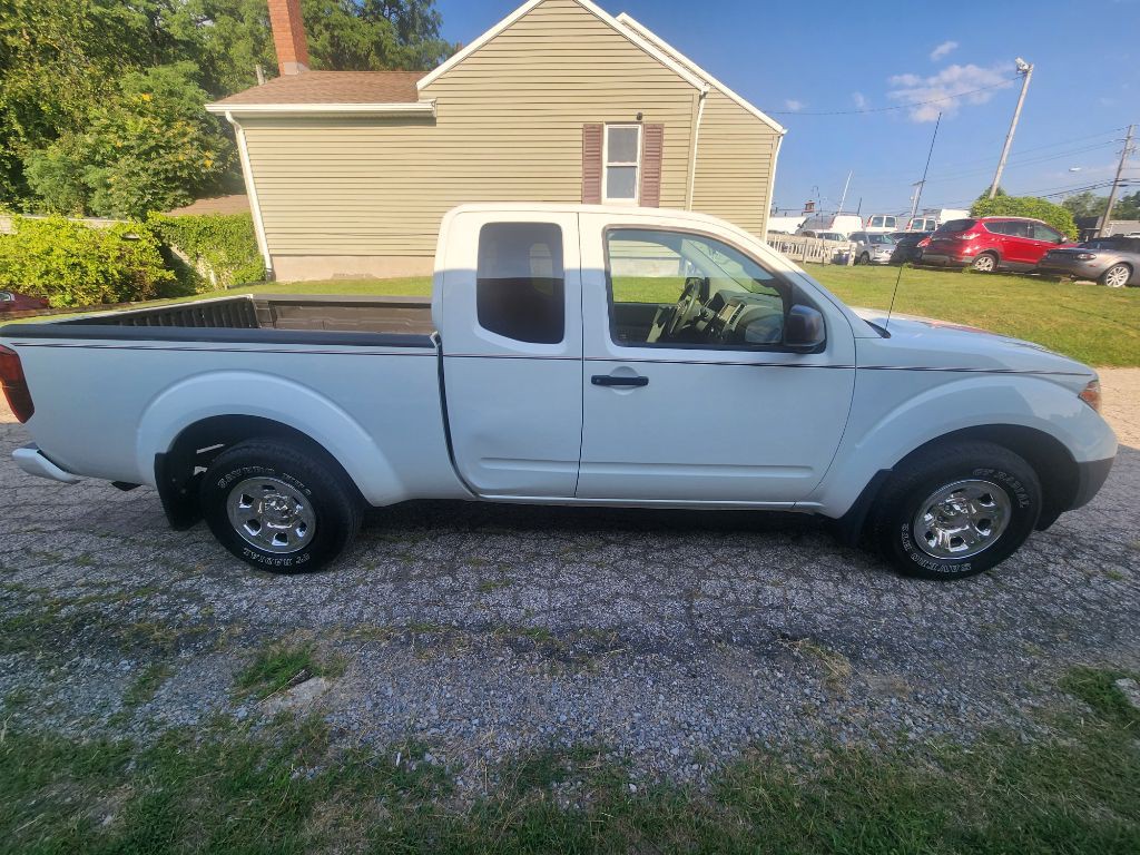 2019 Nissan Frontier Image 3