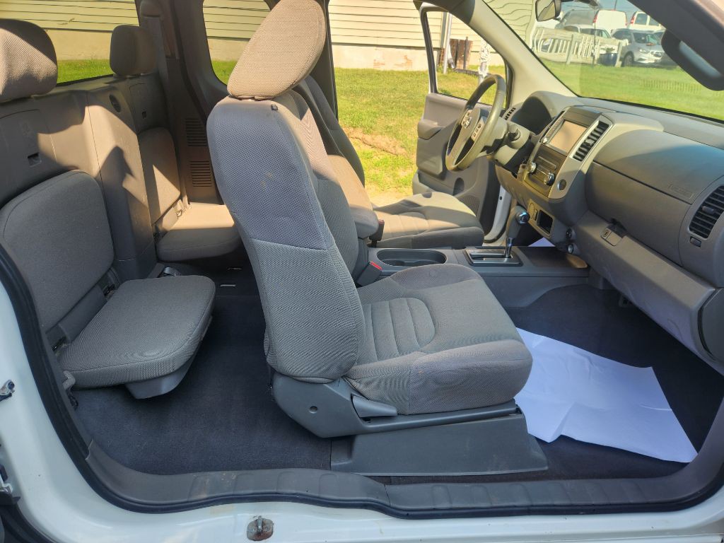 2019 Nissan Frontier Image 11