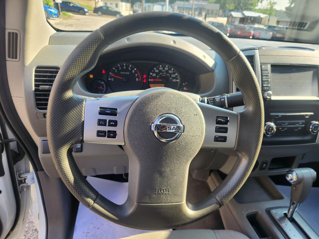 2019 Nissan Frontier Image 13