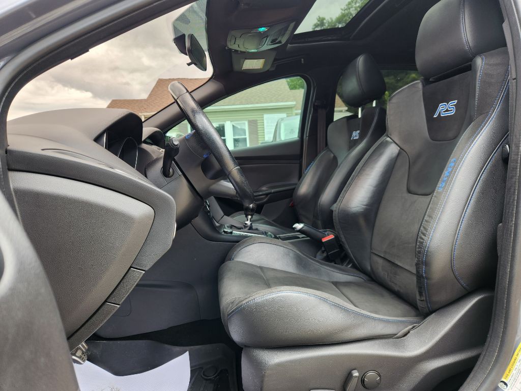 2017 Ford Focus Image 11
