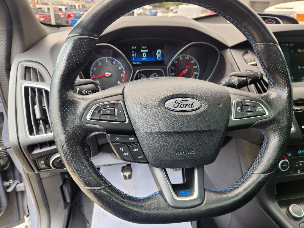 2017 Ford Focus Image 12