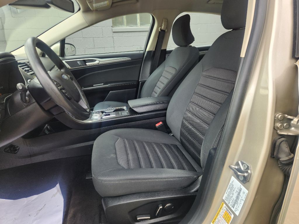2019 Ford Fusion Image 9
