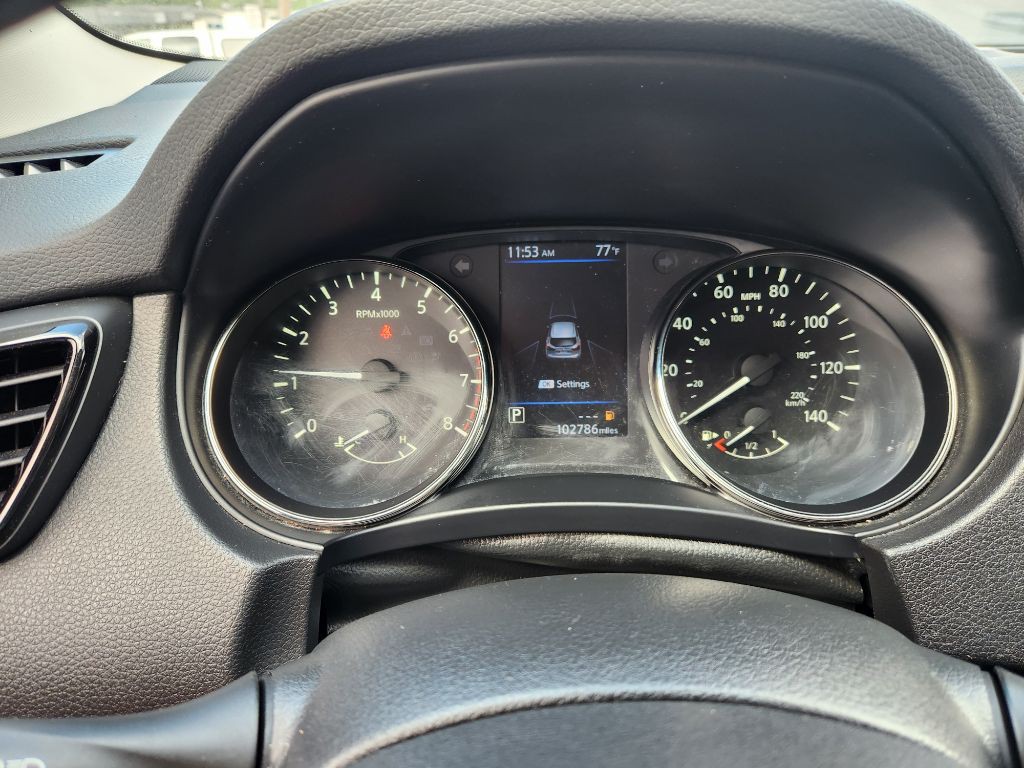2019 Nissan Rogue Image 15
