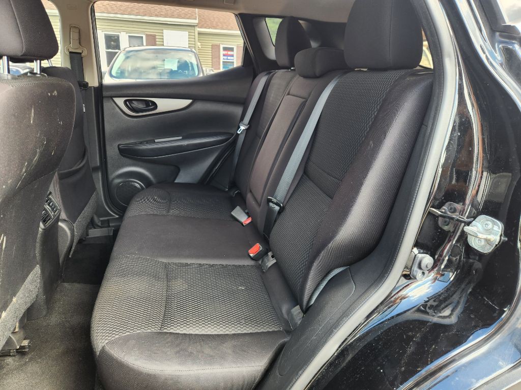 2019 Nissan Rogue Image 20