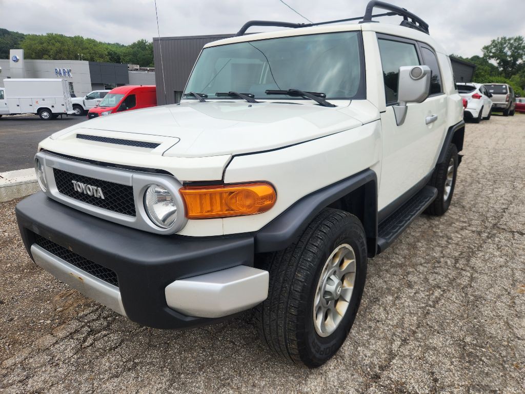 2011 Toyota FJ Cruiser Image 3