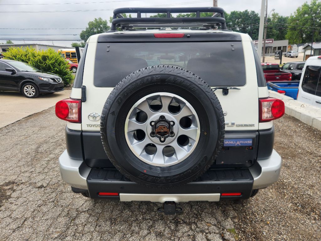 2011 Toyota FJ Cruiser Image 6