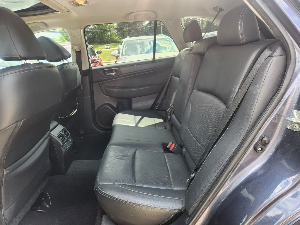 2015 Subaru Outback Image 9