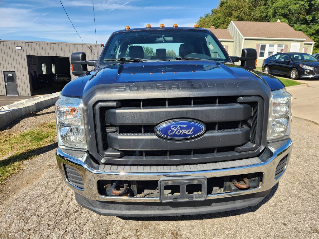 2015 Ford F-350 Image 2