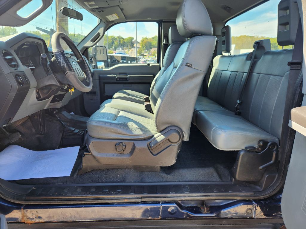 2015 Ford F-350 Image 11