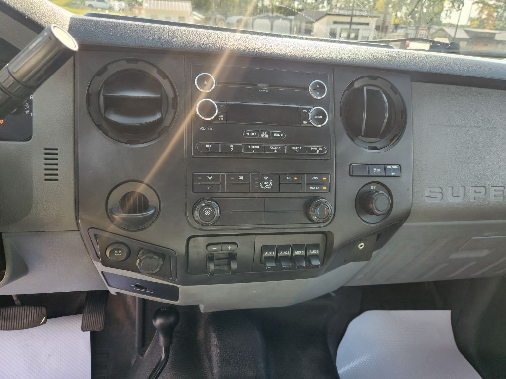 2015 Ford F-350 Image 16