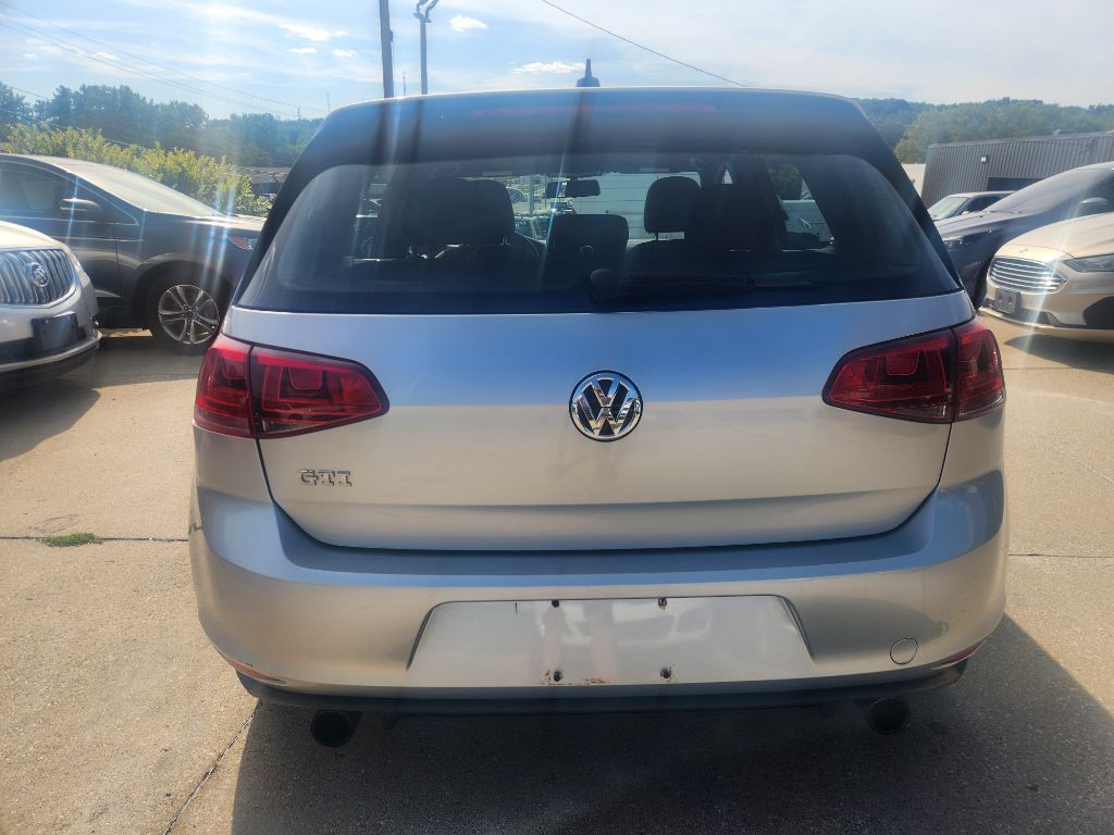 2015 Volkswagen GTI Image 5