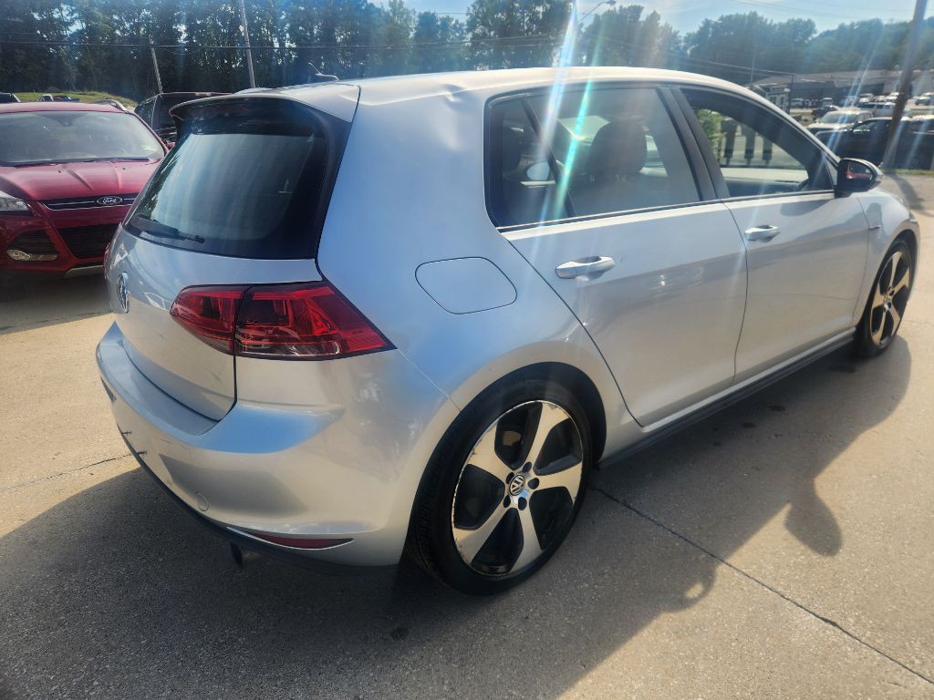 2015 Volkswagen GTI Image 6