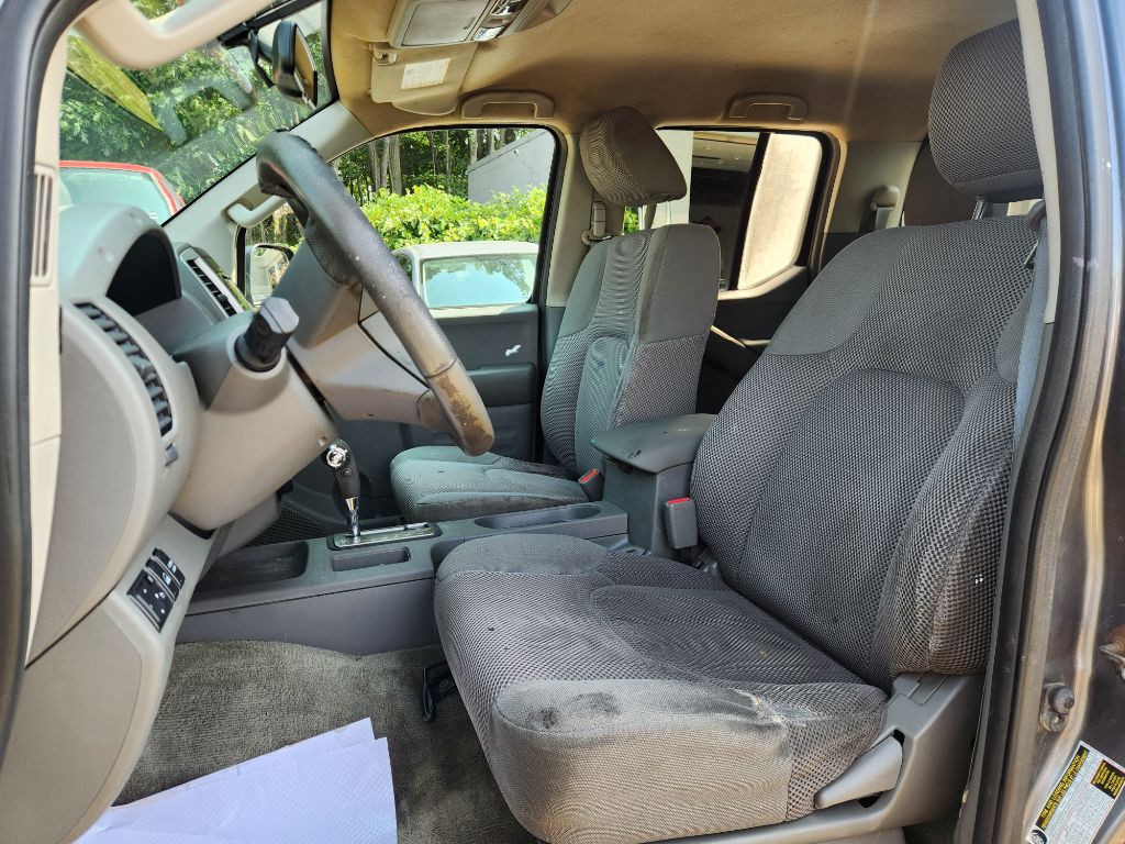 2016 Nissan Frontier Image 11