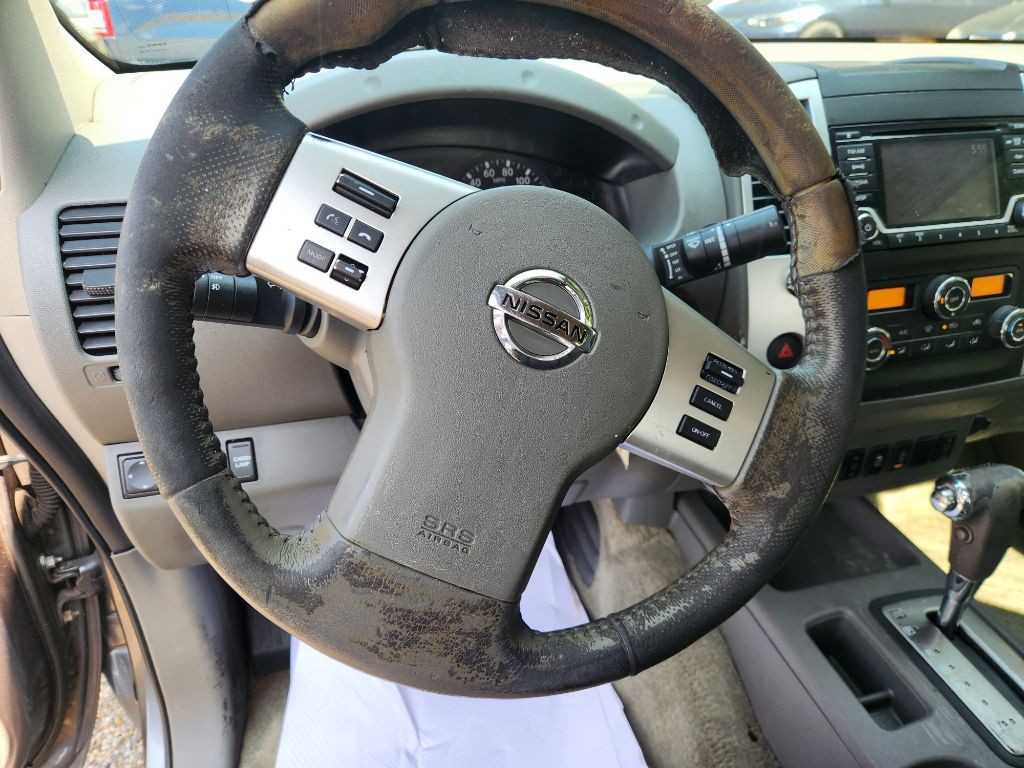 2016 Nissan Frontier Image 12