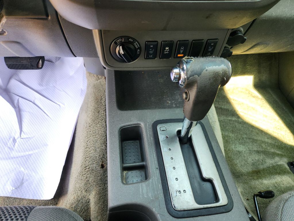 2016 Nissan Frontier Image 15