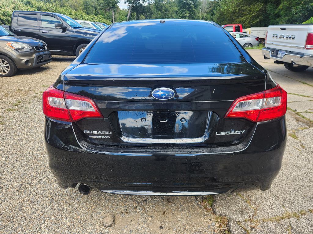 2015 Subaru Legacy Image 6