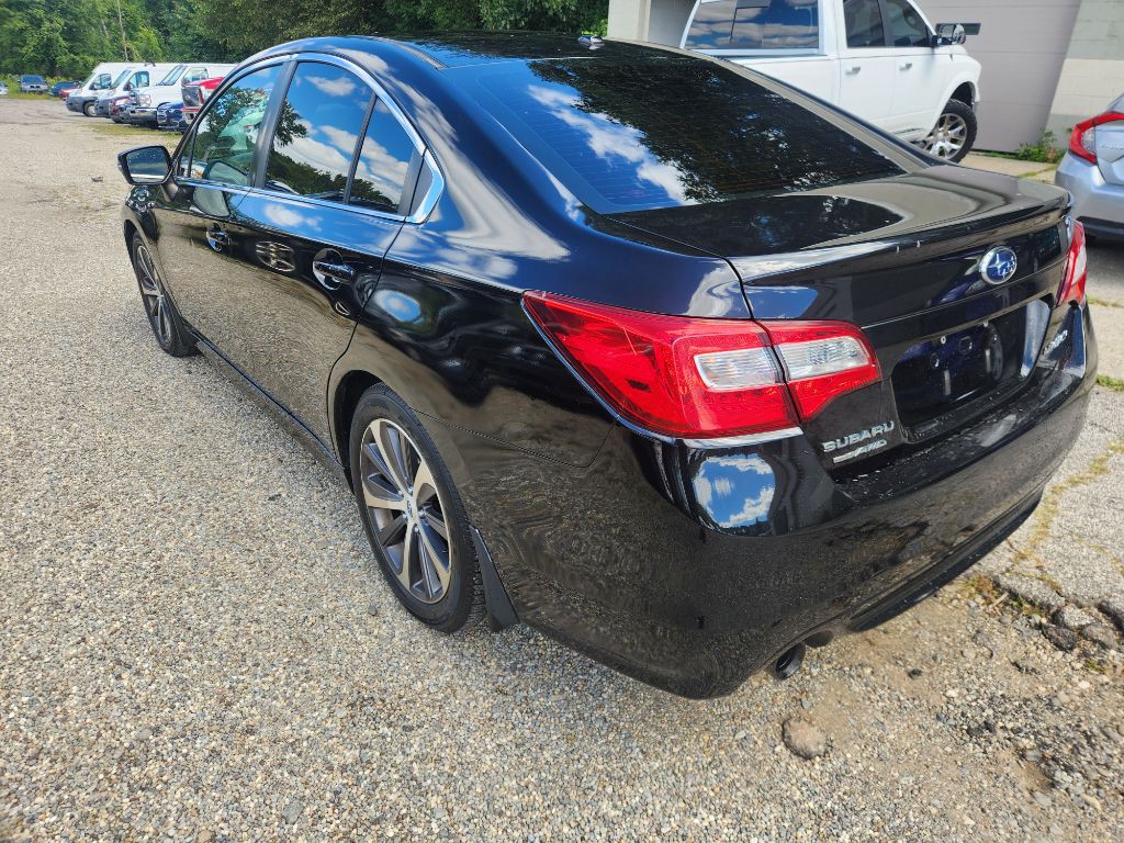 2015 Subaru Legacy Image 7