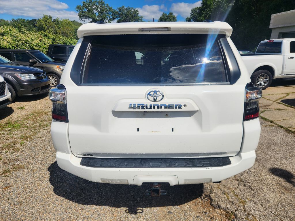2019 Toyota 4Runner Image 5
