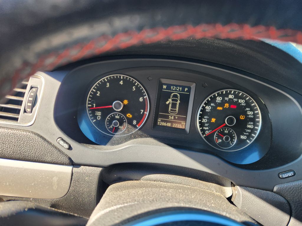 2014 Volkswagen Jetta Image 12