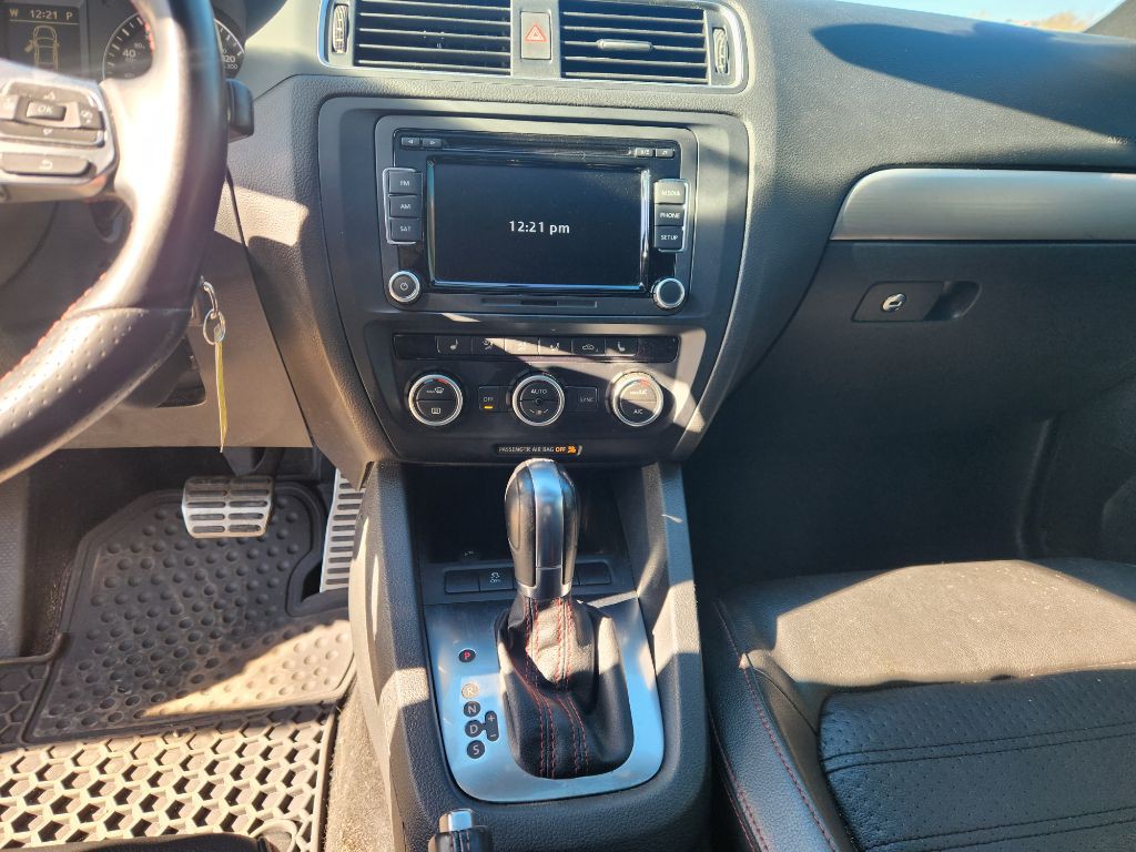 2014 Volkswagen Jetta Image 14